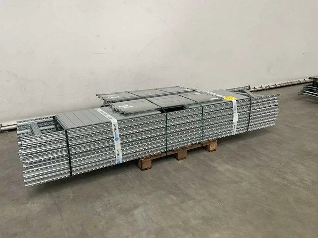 Metal-sistem legbordstelling 10x45 - afbeelding 1 van  12