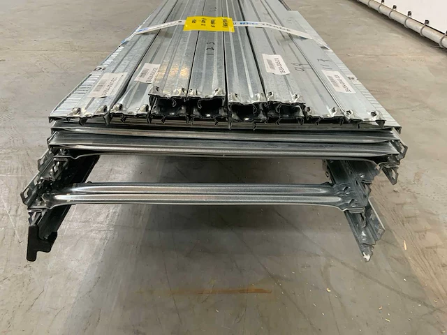 Metal-sistem legbordstelling 4x12 - afbeelding 10 van  10