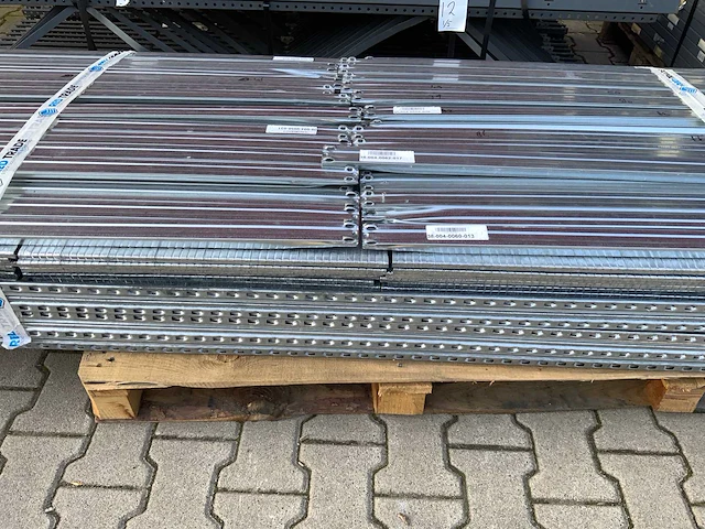 Metal-sistem legbordstelling 8x28 - afbeelding 9 van  12