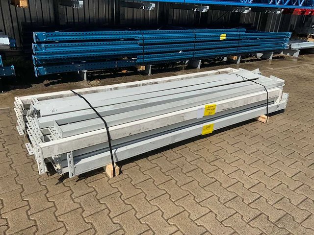 Metal-sistem palletstelling ligger 2700mm (38x) - afbeelding 1 van  5