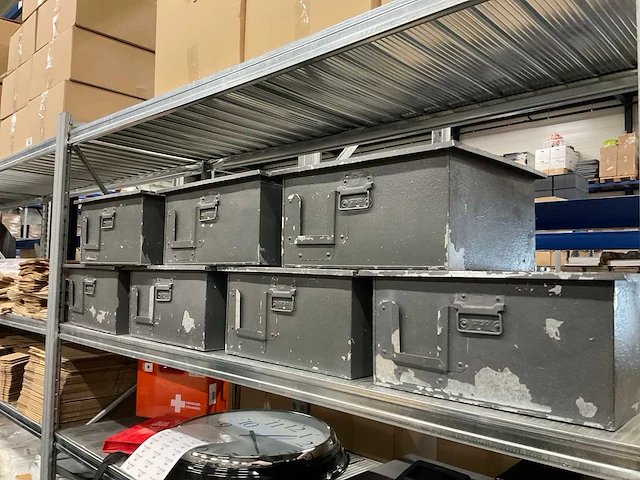 Metalen bakken (7x) - afbeelding 1 van  2