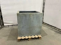 Metalen bloembak 100x100 cm - afbeelding 3 van  6