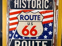 Metalen bord route 66