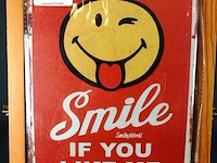 Metalen bord smile