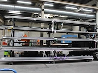 Metalen buizen op vijf draagarmen waaronder doorsnede 30, 40, 55 en 60 mm, totaal circa 200 stuks - afbeelding 1 van  2