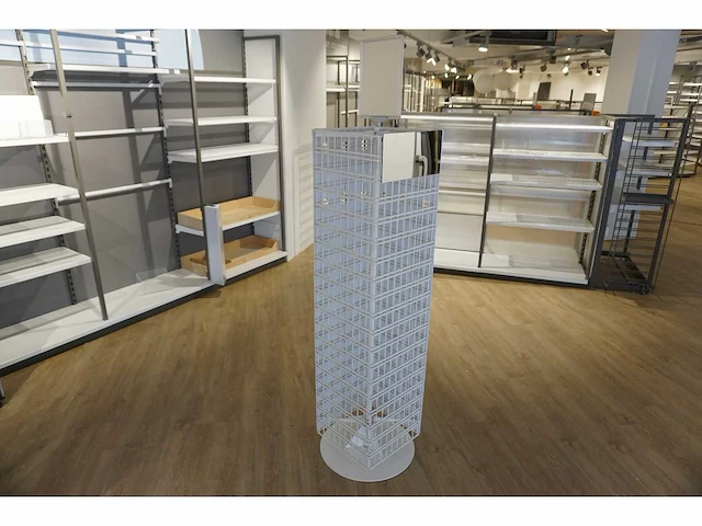 Metalen carousel - afbeelding 1 van  4