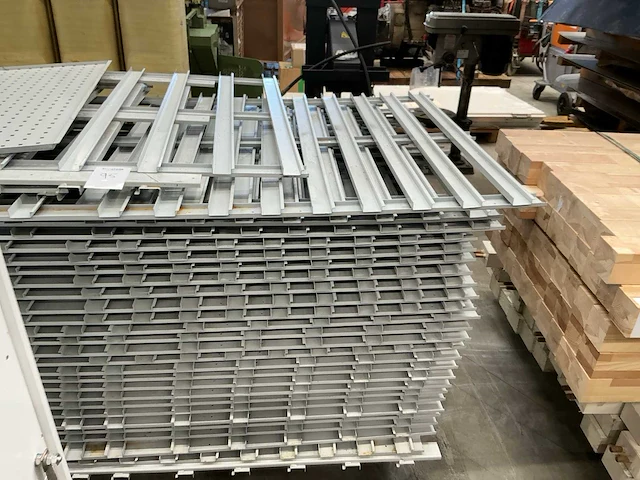 Metalen frame (20x) - afbeelding 2 van  7