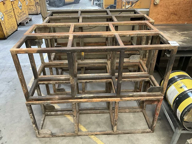 Metalen frame (8x) - afbeelding 2 van  3