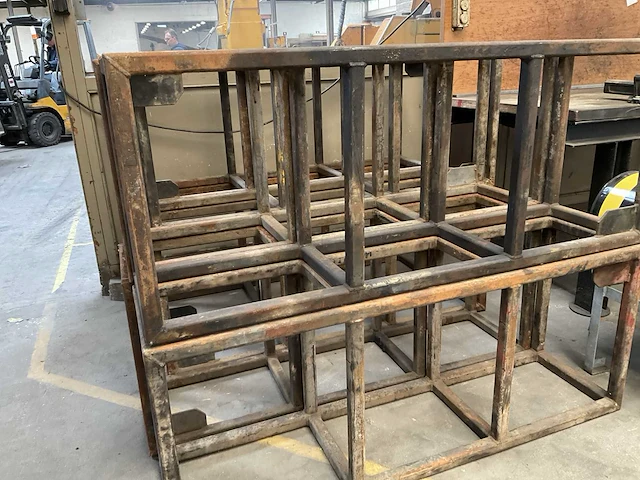 Metalen frame (8x) - afbeelding 3 van  3