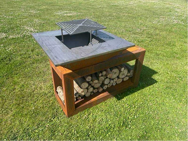 Metalen houtgestookte bbq - afbeelding 8 van  14