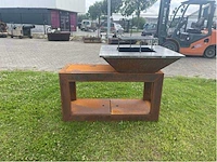 Metalen houtgestookte bbq - afbeelding 14 van  14