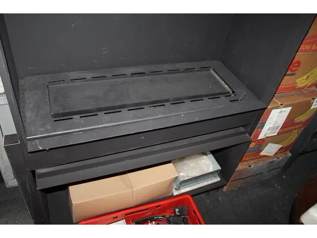 Metalen inbouw gaskachel 113 x 45 x 204 cm en haardopening 100 x 51 cm met metalen inbouwkast voor houtopsl... - afbeelding 5 van  6