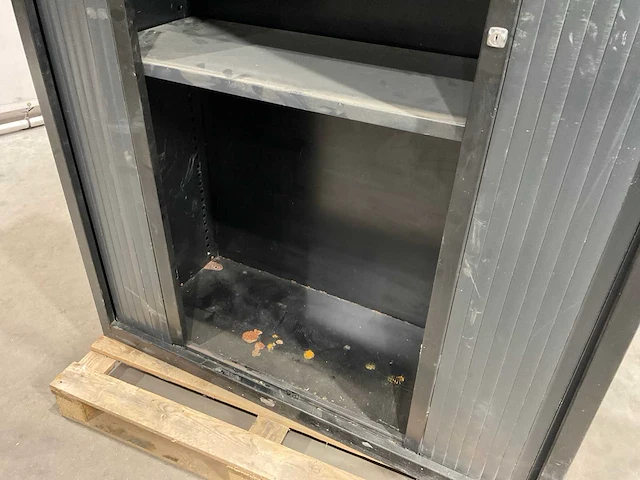 Metalen kast - afbeelding 6 van  6