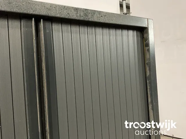 Metalen kast - afbeelding 5 van  5