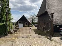 Metalen kasteel tuinpoort