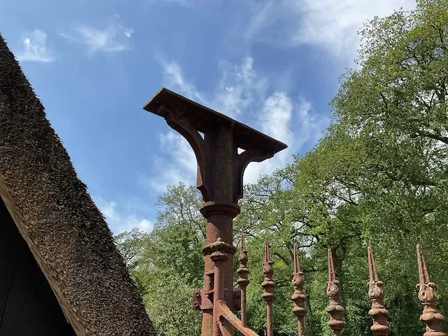 Metalen kasteel tuinpoort - afbeelding 7 van  11
