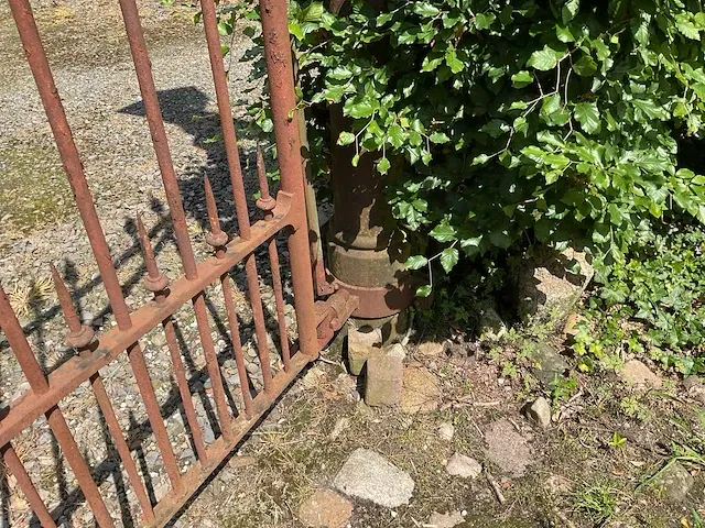 Metalen kasteel tuinpoort - afbeelding 9 van  11