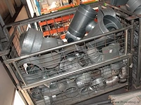 Metalen krat met diversen - afbeelding 5 van  5