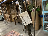 Metalen kunstplant met pot - afbeelding 3 van  4