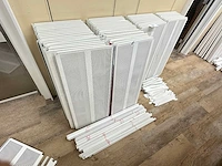 Metalen legbord met steunen (59x) - afbeelding 3 van  3