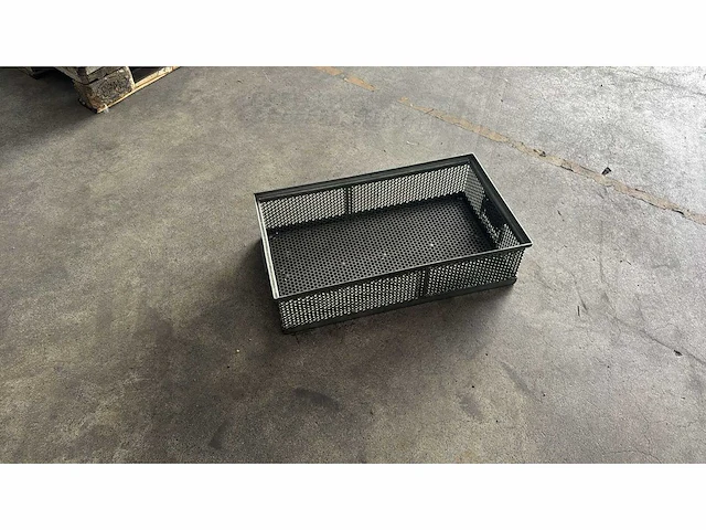 Metalen magazijn bak (49x) - afbeelding 3 van  3