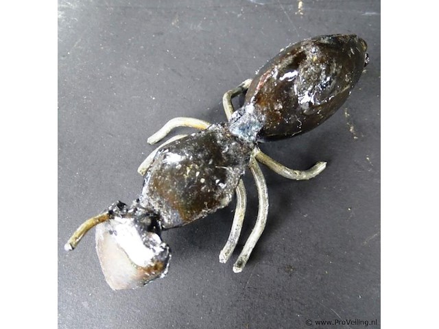 Metalen mier - afbeelding 2 van  3