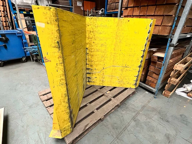 Metalen pallet schuiver - afbeelding 1 van  3