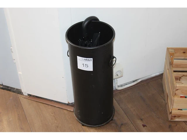 Metalen paraplubak hoogte 52 cm. - afbeelding 1 van  2