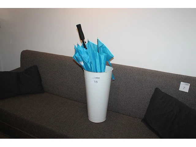 Metalen paraplubak hoogte 52 cm. - afbeelding 1 van  2
