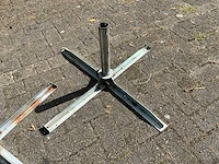 Metalen parasolvoeten (2x) - afbeelding 3 van  4