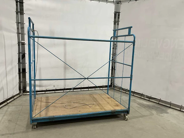 Metalen rek mobiel - afbeelding 3 van  6