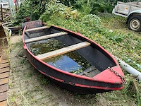 Metalen roeiboot - afbeelding 1 van  5