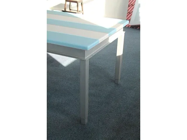 Metalen tafel 407 x 105 x 80 cm. bekleed met glasvezel. let op! zeer zwaar. - afbeelding 2 van  2