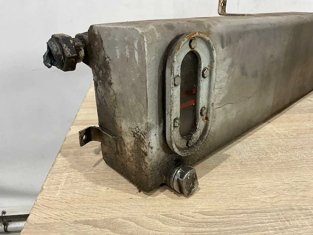 Metalen tank (2x) - afbeelding 5 van  7