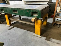Metalen werktafel - afbeelding 1 van  4