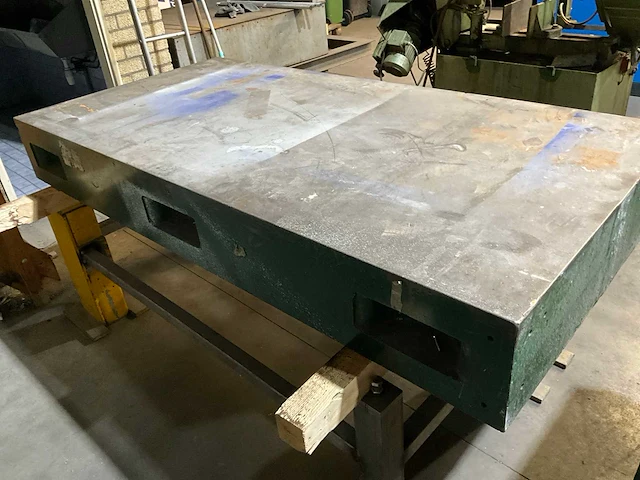 Metalen werktafel - afbeelding 4 van  4