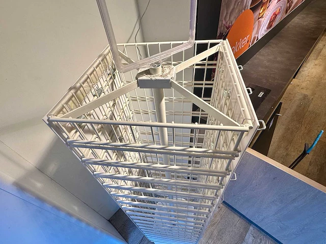 Metalen winkeldisplay draaibaar - afbeelding 2 van  5