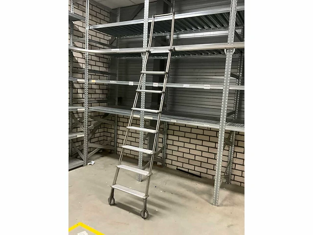 Metalsistem s1 / s2 legbordstelling 14,5 meter, 12 secties (305cm hoog) v.v. italscale fusalluminio ladder met rail - afbeelding 11 van  11