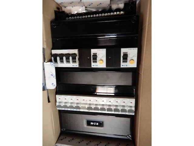 Meterkast eaton, systeem 55 flex - afbeelding 1 van  2