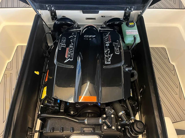 Method - wake ski - speed boats - 2020 - afbeelding 13 van  29