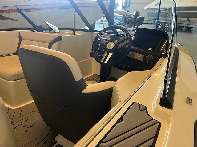 Method - wake ski - speed boats - 2020 - afbeelding 25 van  29