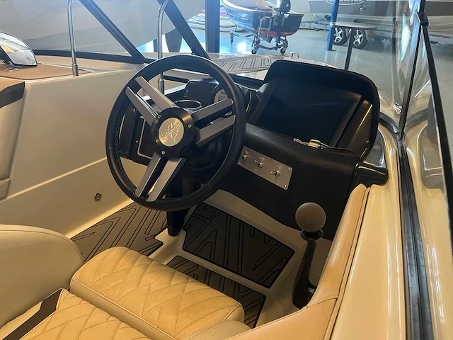 Method - wake ski - speed boats - 2020 - afbeelding 26 van  29
