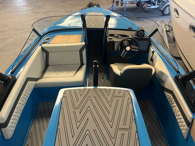 Method wake ski 6.2 wakeboard- waterski boat with 440hp 2020 - afbeelding 13 van  18