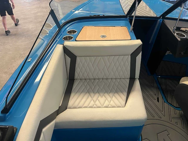Method wake ski 6.2 wakeboard- waterski boat with 440hp 2020 - afbeelding 16 van  18