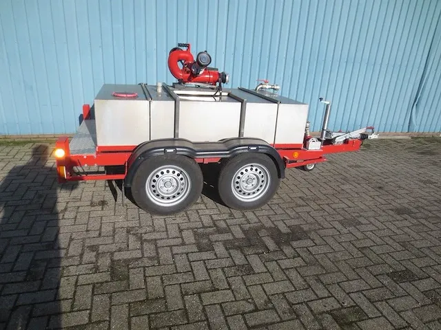 Meto - aanhanger met schuimblustank - afbeelding 3 van  7