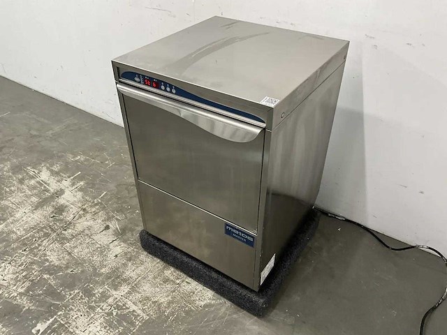 Metos - lux60el - korvenvaatwasmachine - afbeelding 1 van  7