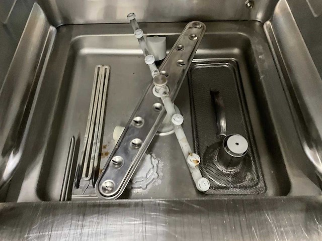 Metos - lux60el - korvenvaatwasmachine - afbeelding 6 van  7