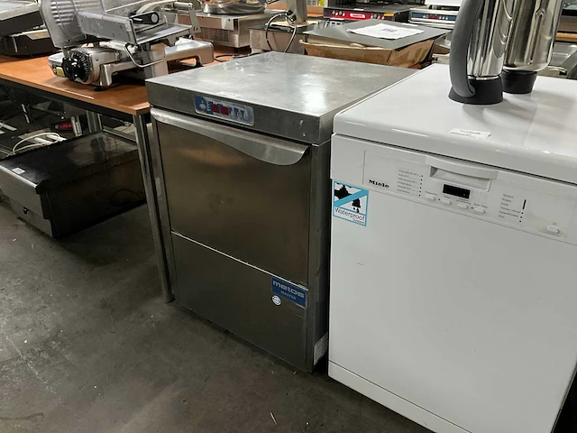 Metos dw124e vaatwasmachine - afbeelding 1 van  4
