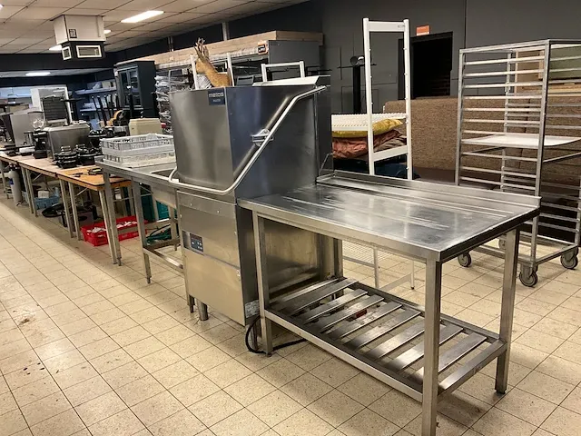 Metos hood 130el vaatwasmachine inclusief aan en afvoertafel - afbeelding 11 van  11
