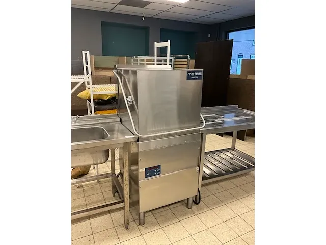 Metos hood 130el vaatwasmachine inclusief aan en afvoertafel - afbeelding 3 van  11